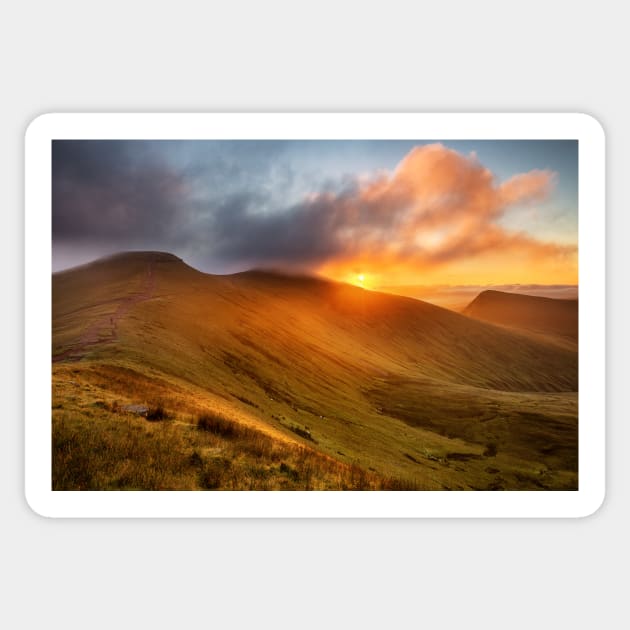 Corn Du, Pen y Fan and Cribyn, Brecon Beacons National Park Sticker by dasantillo